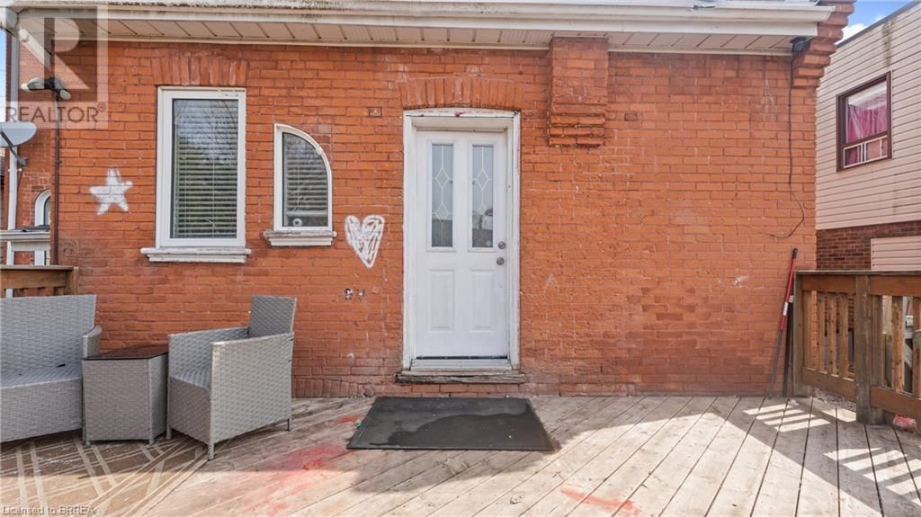 219 ERIE AVENUE Image 31