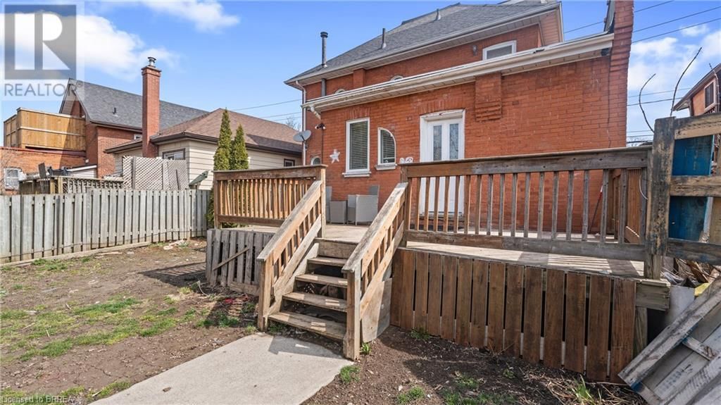 219 ERIE AVENUE Image 33