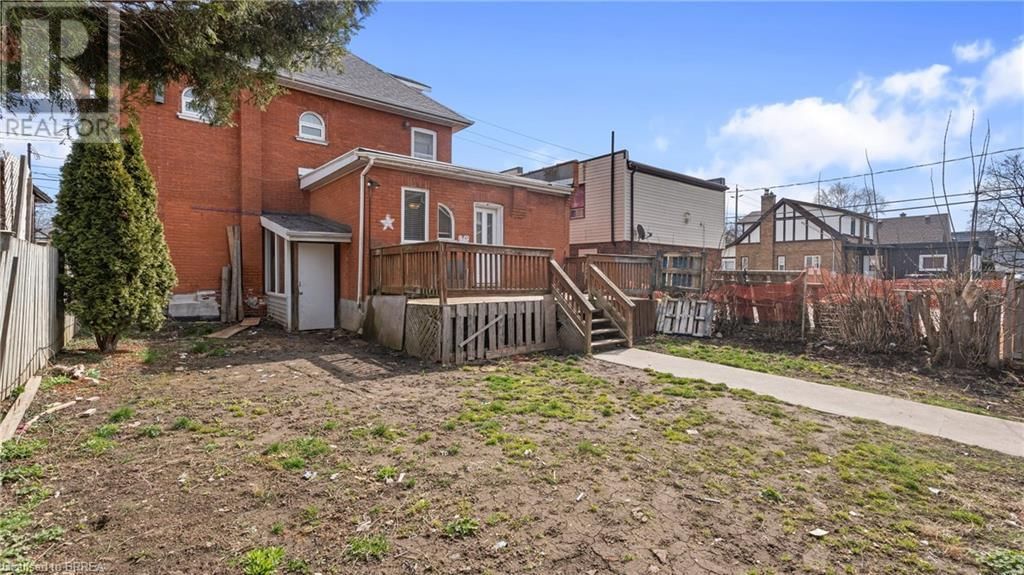 219 ERIE AVENUE Image 34