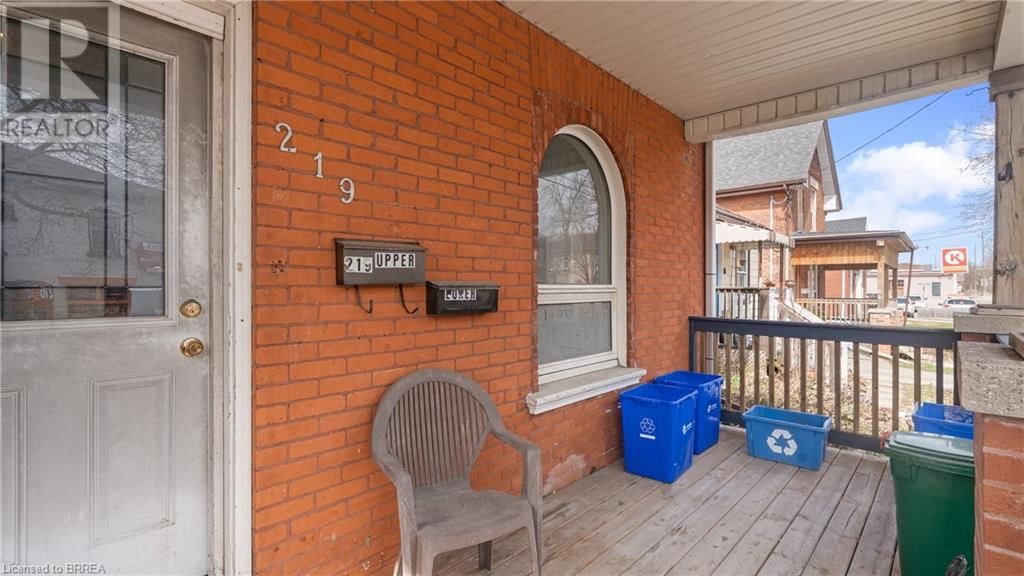 219 ERIE AVENUE Image 4