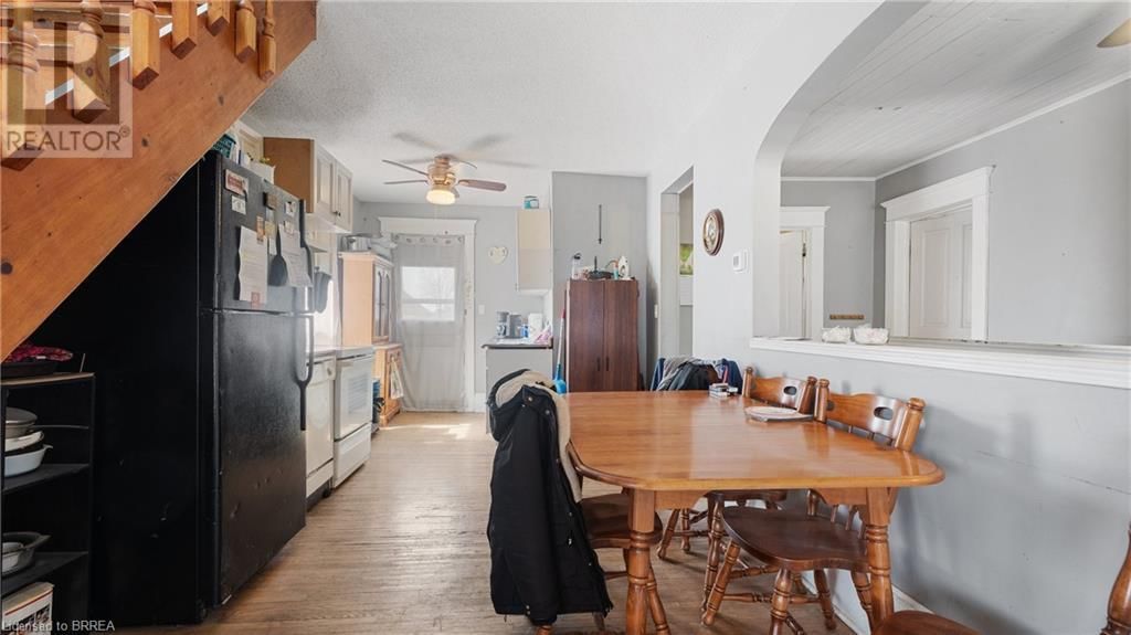 219 ERIE AVENUE Image 8