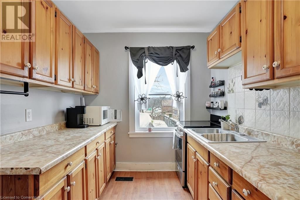 56 CAMBRIDGE STREET Image 13