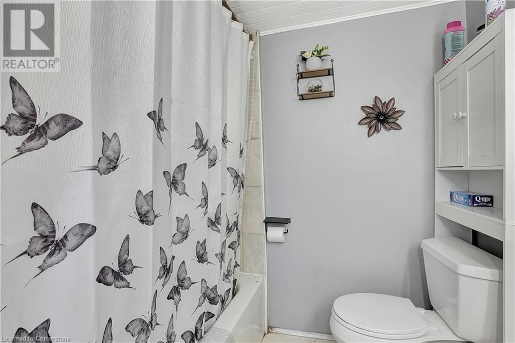 56 CAMBRIDGE STREET Image 17