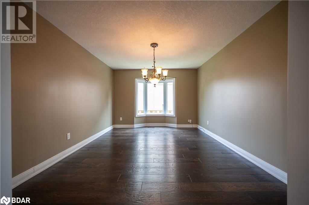 10 GORDON COURT Image 21