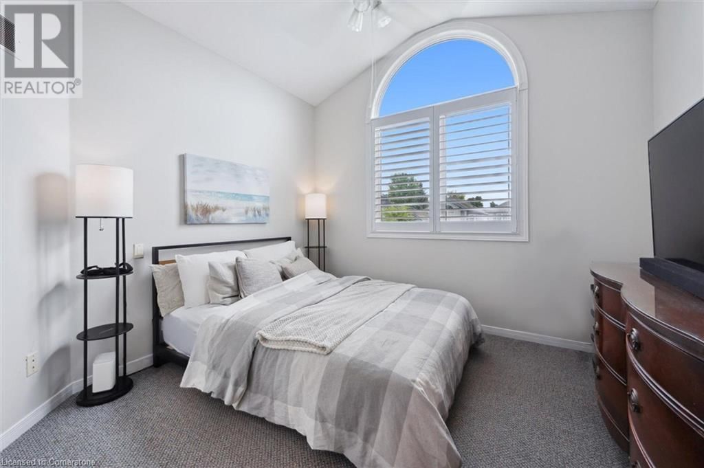 52 CAMM CRESCENT Image 15