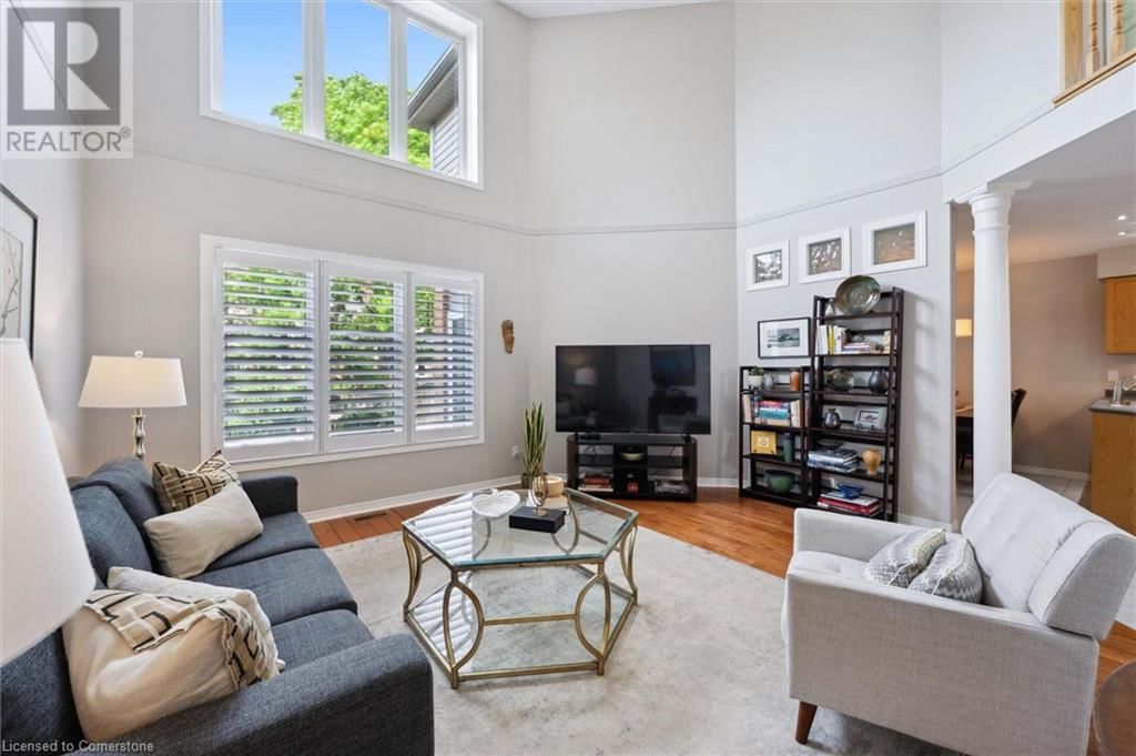 52 CAMM CRESCENT Image 4