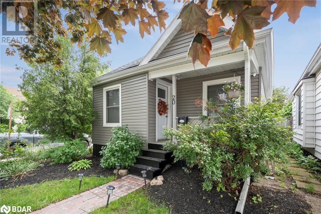 20 ROBINS AVENUE Image 3
