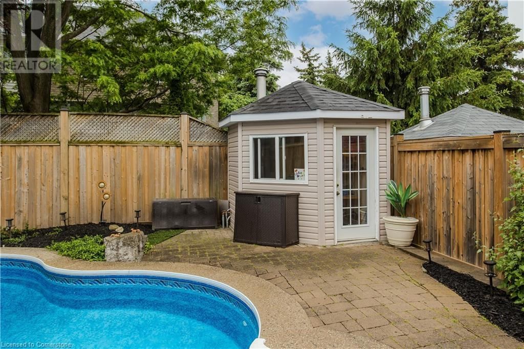 2116 WOODSMERE COURT Image 13