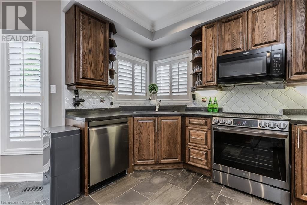 2116 WOODSMERE COURT Image 22