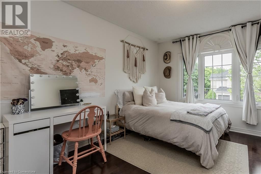 2116 WOODSMERE COURT Image 32