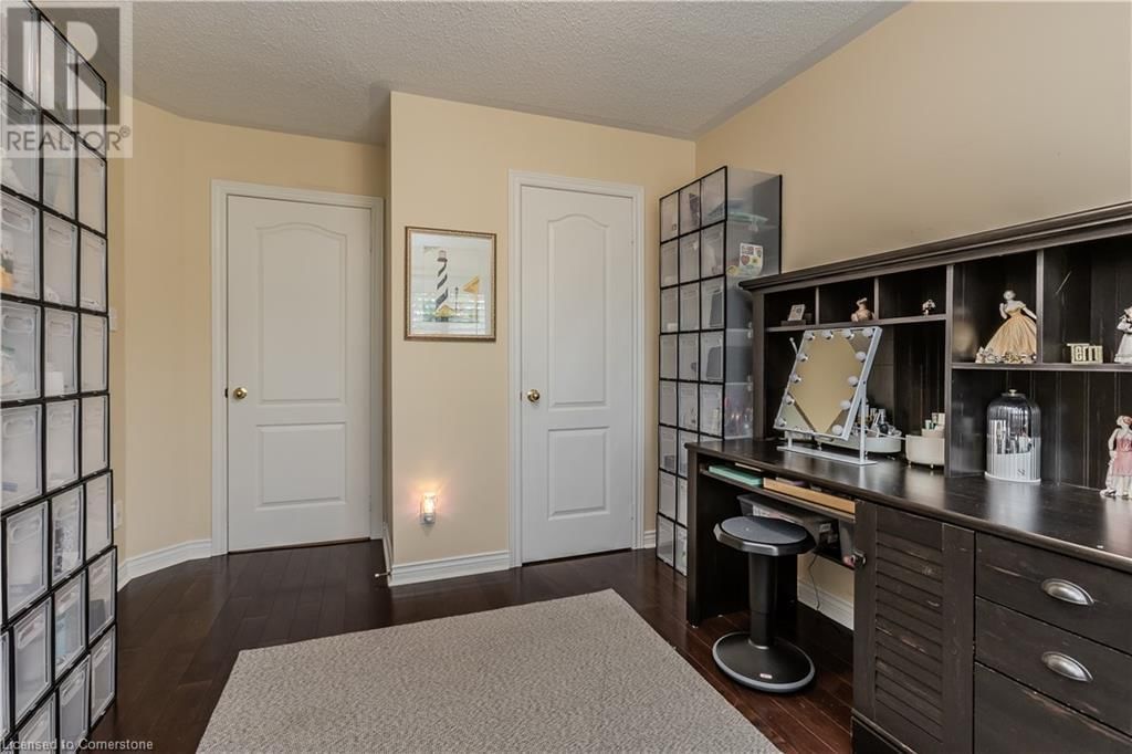 2116 WOODSMERE COURT Image 34