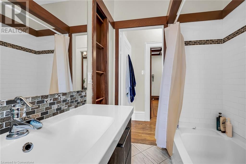 103 ARKELL STREET Image 24