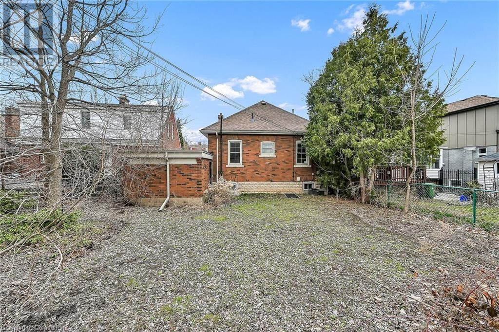 103 ARKELL STREET Image 41