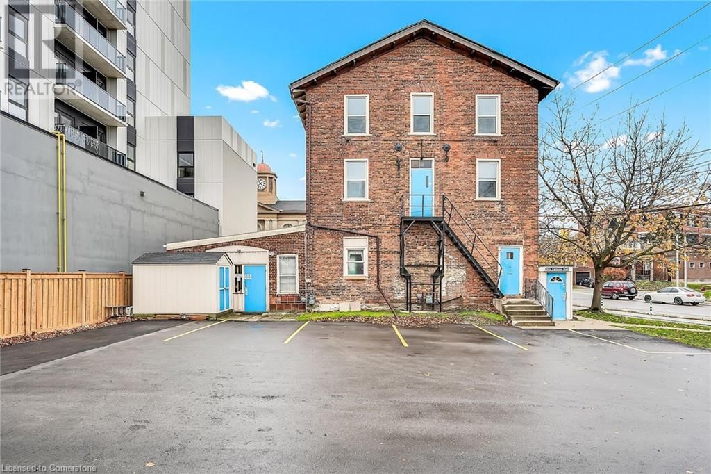 65 MAIN STREET Image 20