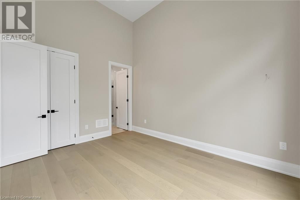 2091 BRIDGE ROAD Image 33