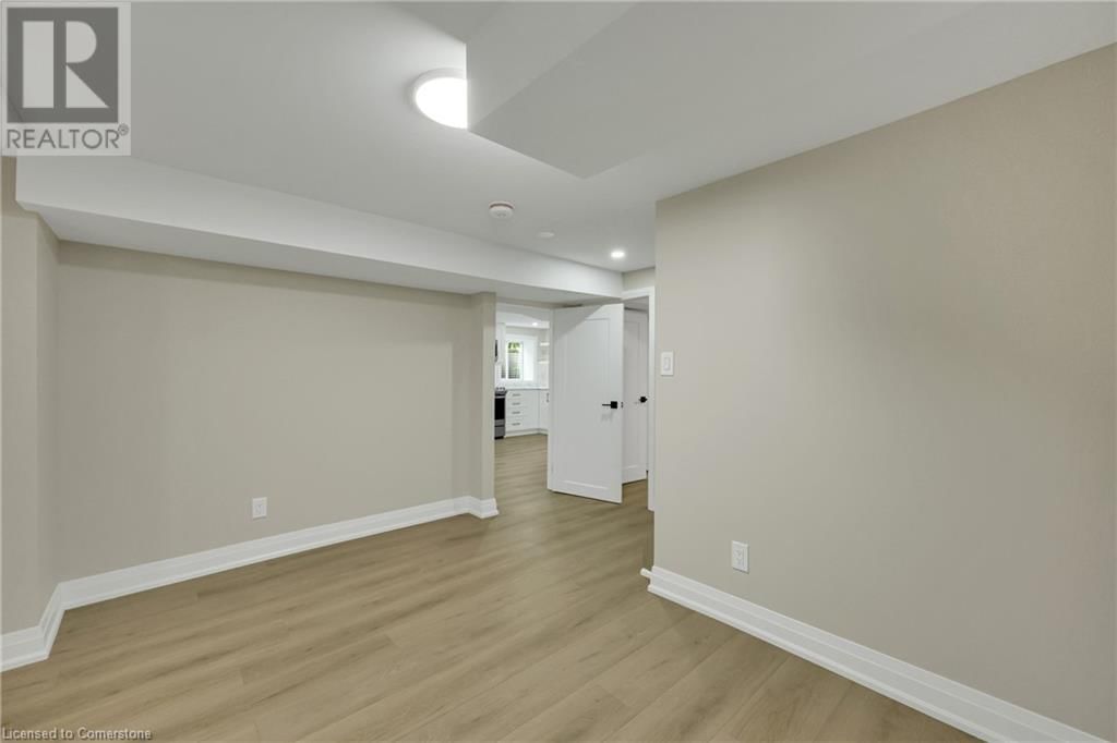 2091 BRIDGE ROAD Image 7