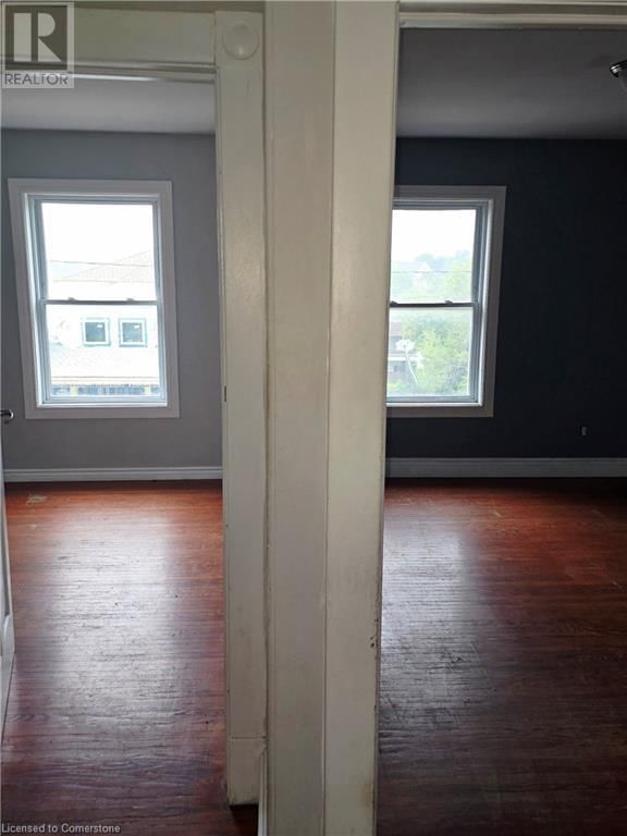 15 SHADE STREET Image 10
