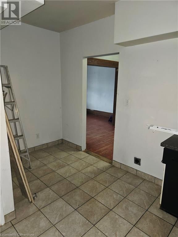 15 SHADE STREET Image 5