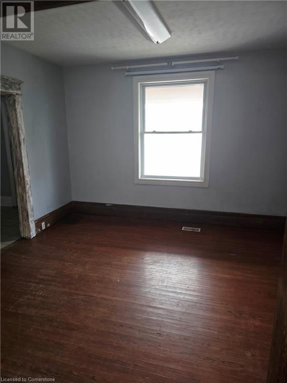 15 SHADE STREET Image 8