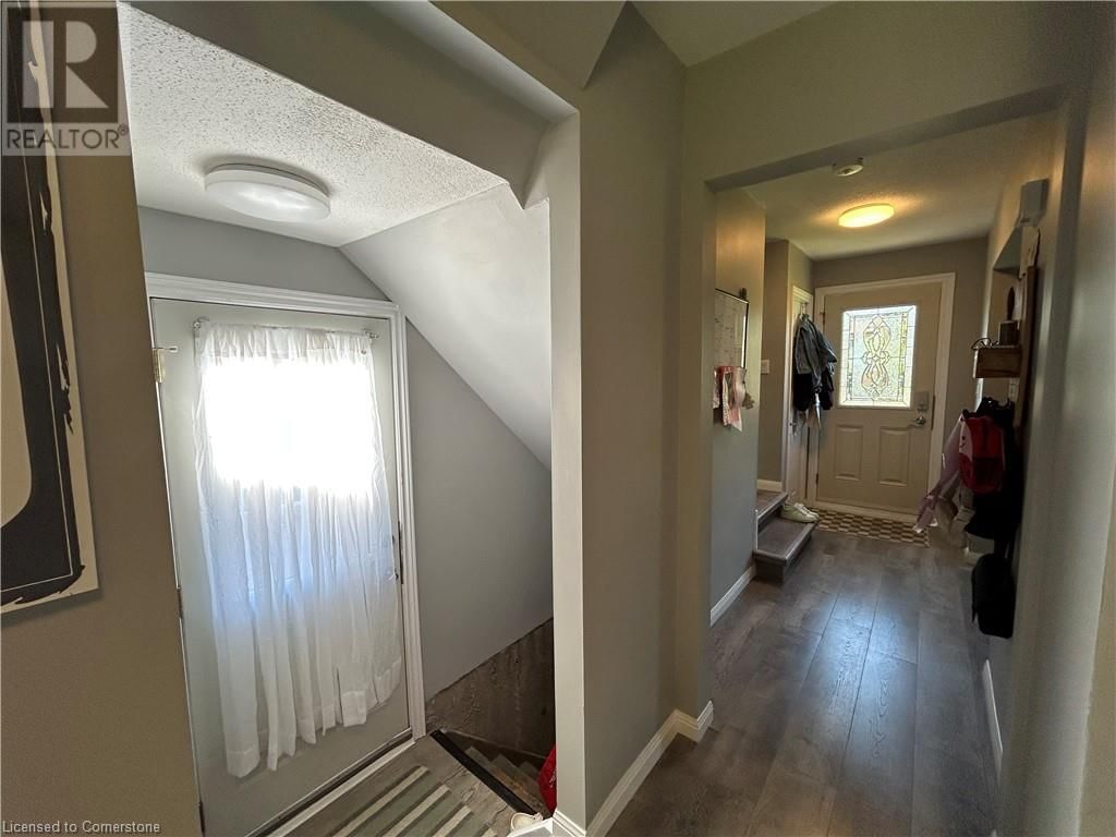 56 OAKWOOD AVENUE Image 10