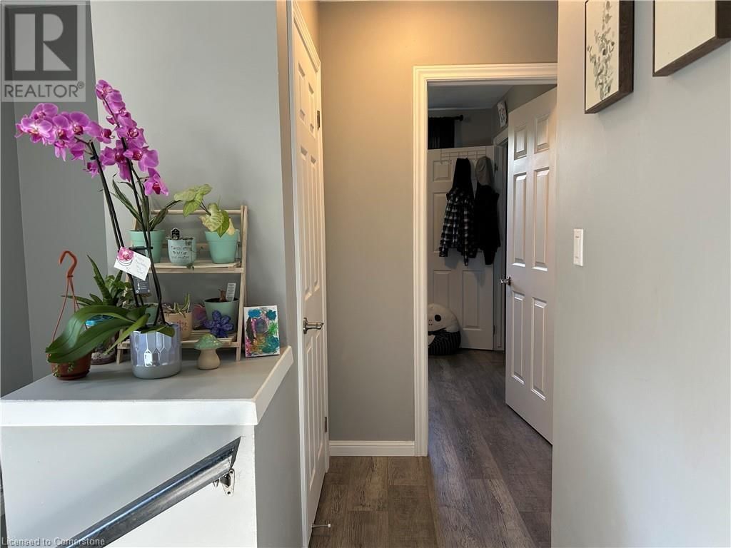 56 OAKWOOD AVENUE Image 14