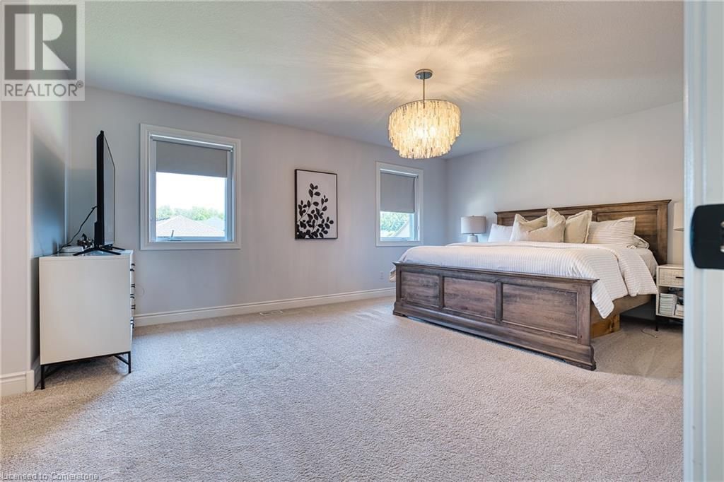 71 FORBES CRESCENT Image 35