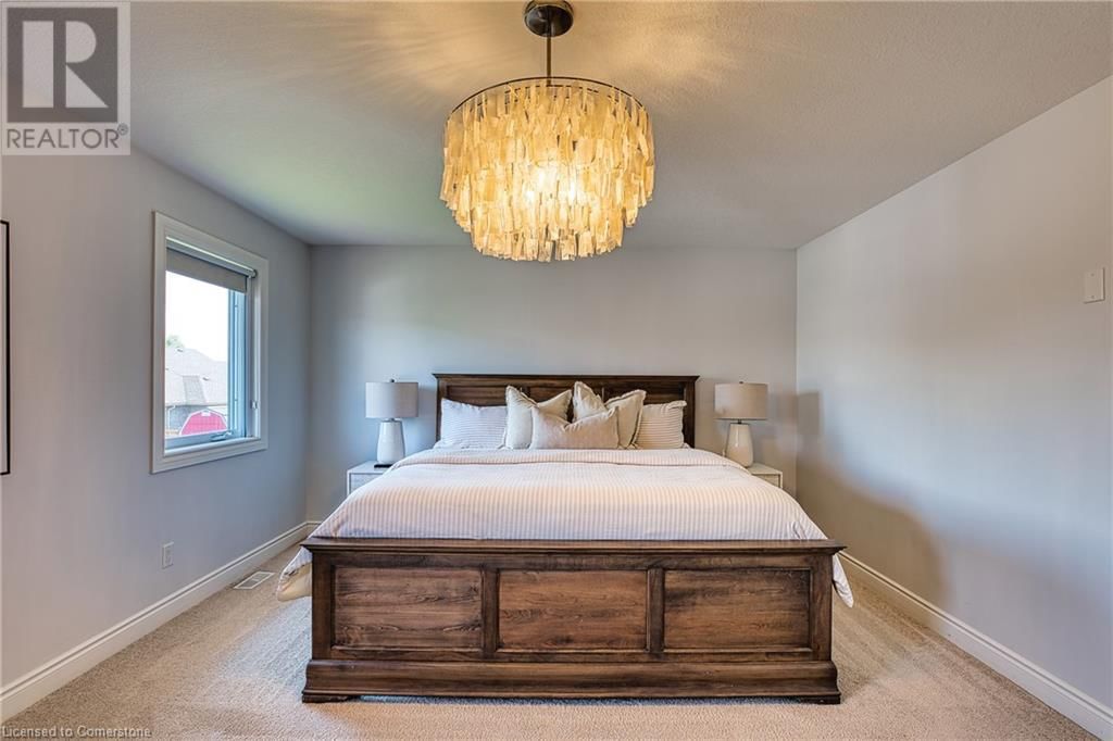 71 FORBES CRESCENT Image 36