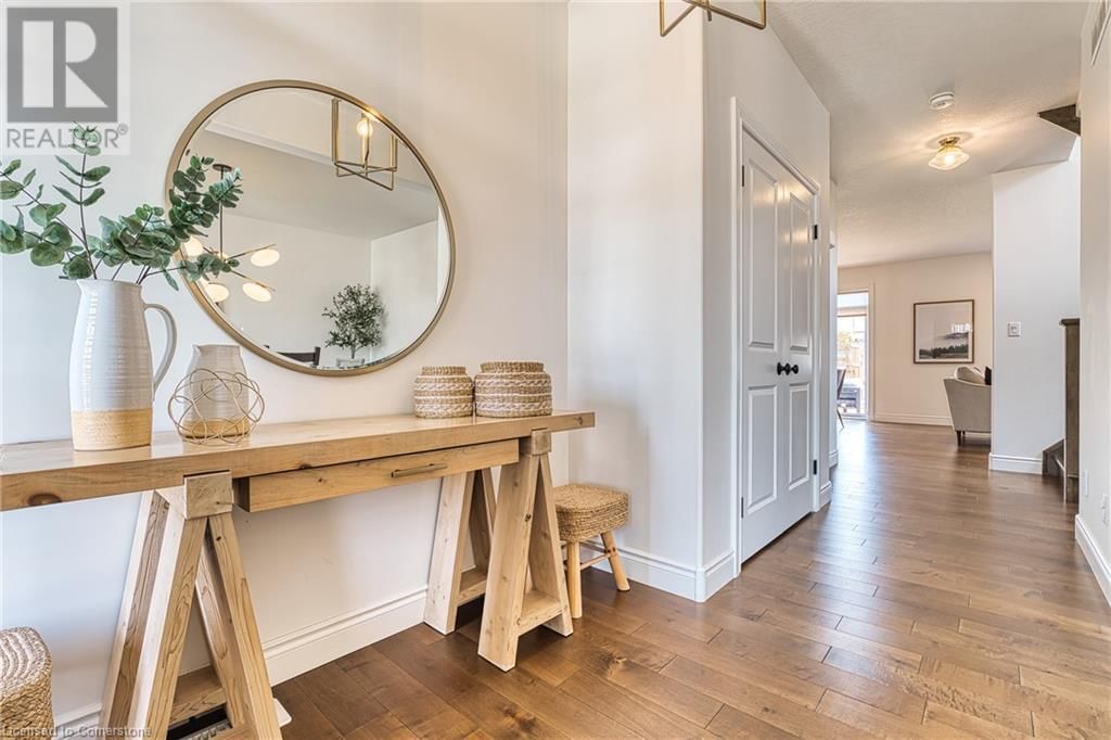 71 FORBES CRESCENT Image 9
