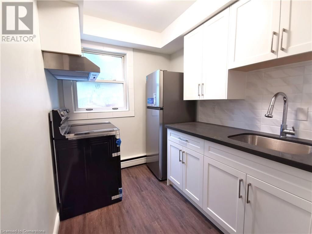 181 QUEEN STREET NORTH Image 12