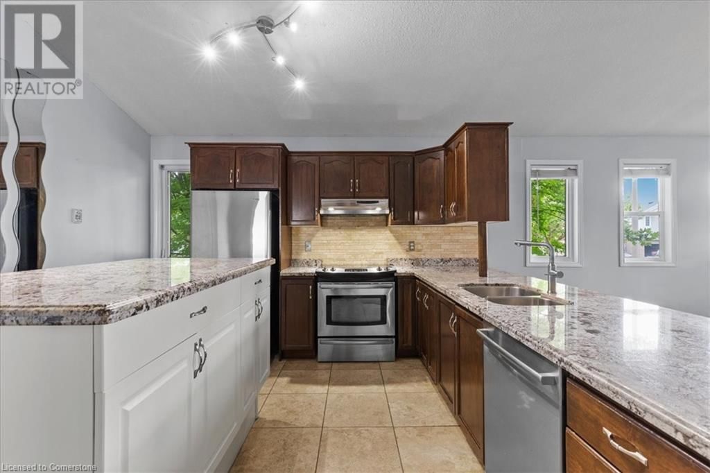 3 WISTERIA COURT Image 9