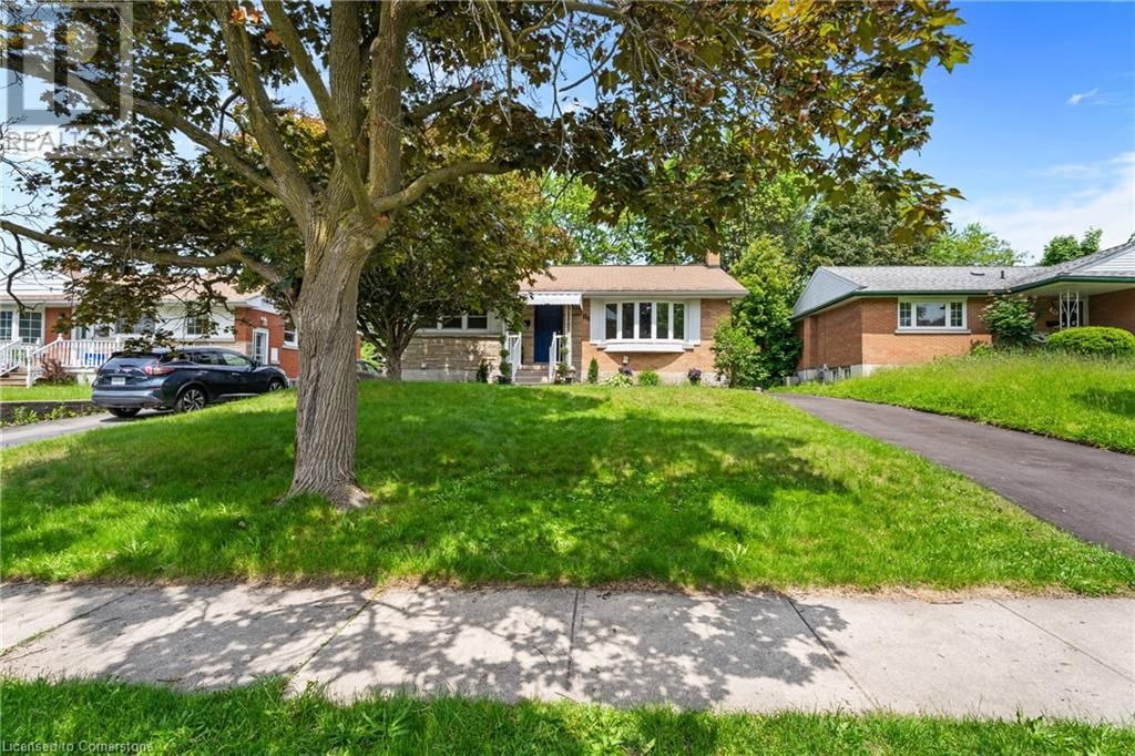 84 ELGIN CRESCENT Image 29