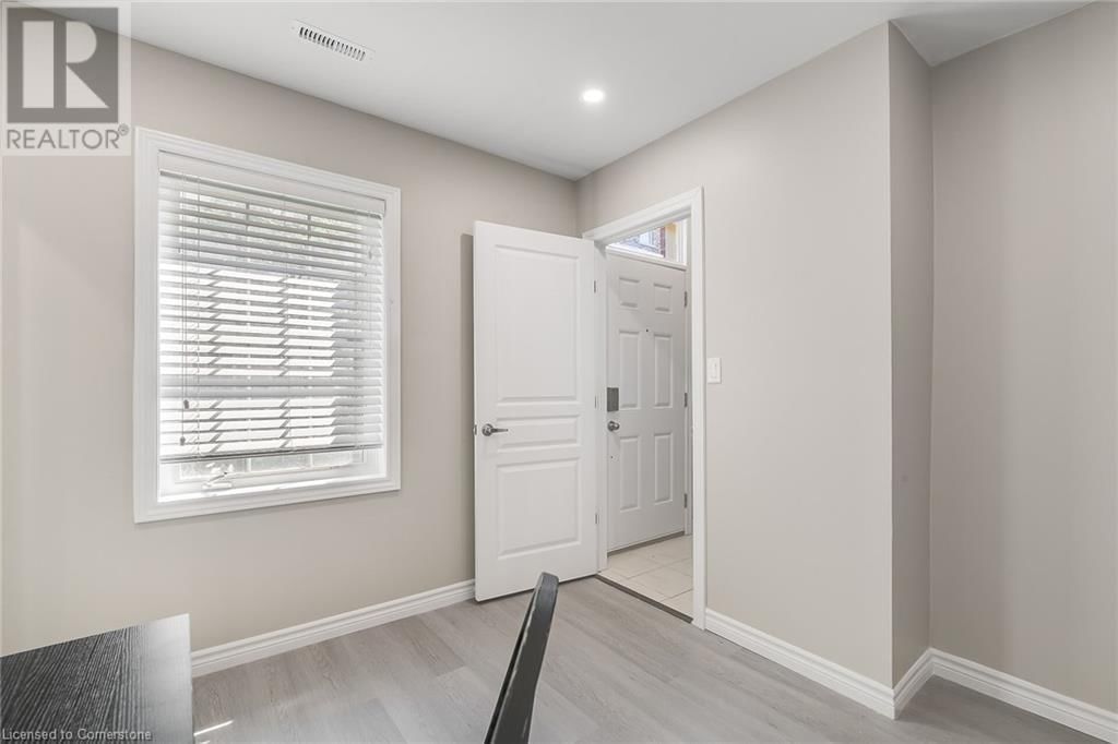 12 OXFORDSHIRE LANE Image 6