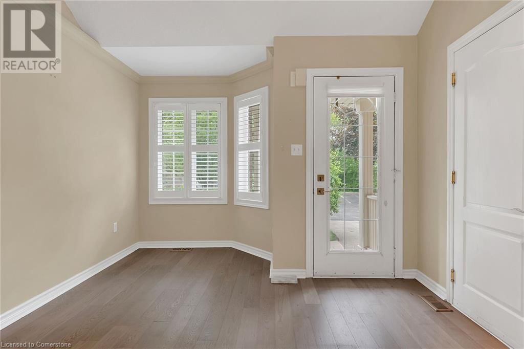 7 - 3243 NEW STREET Image 6