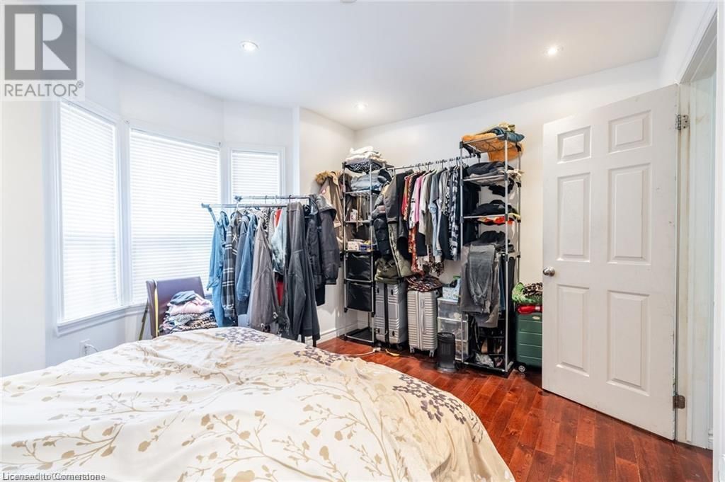 135 HOPE STREET Image 21