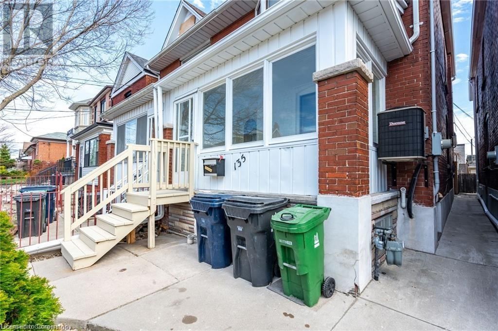 135 HOPE STREET Image 3