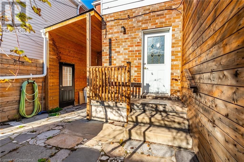 135 HOPE STREET Image 34