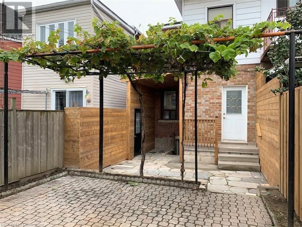 135 HOPE STREET Image 36