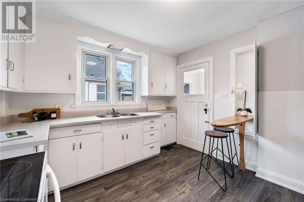 122 TAIT STREET Image 5