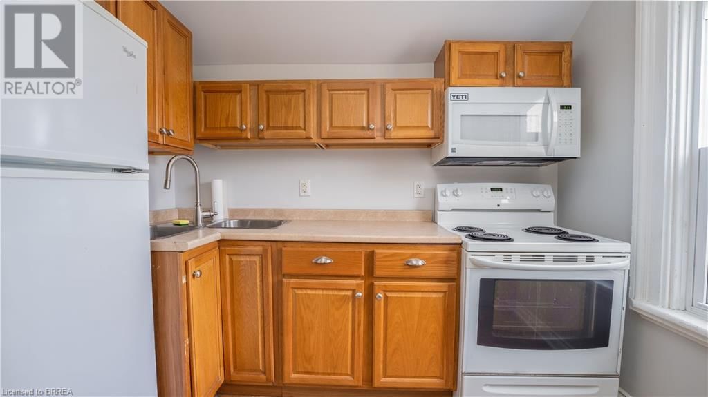 48 SHERIDAN STREET Image 18