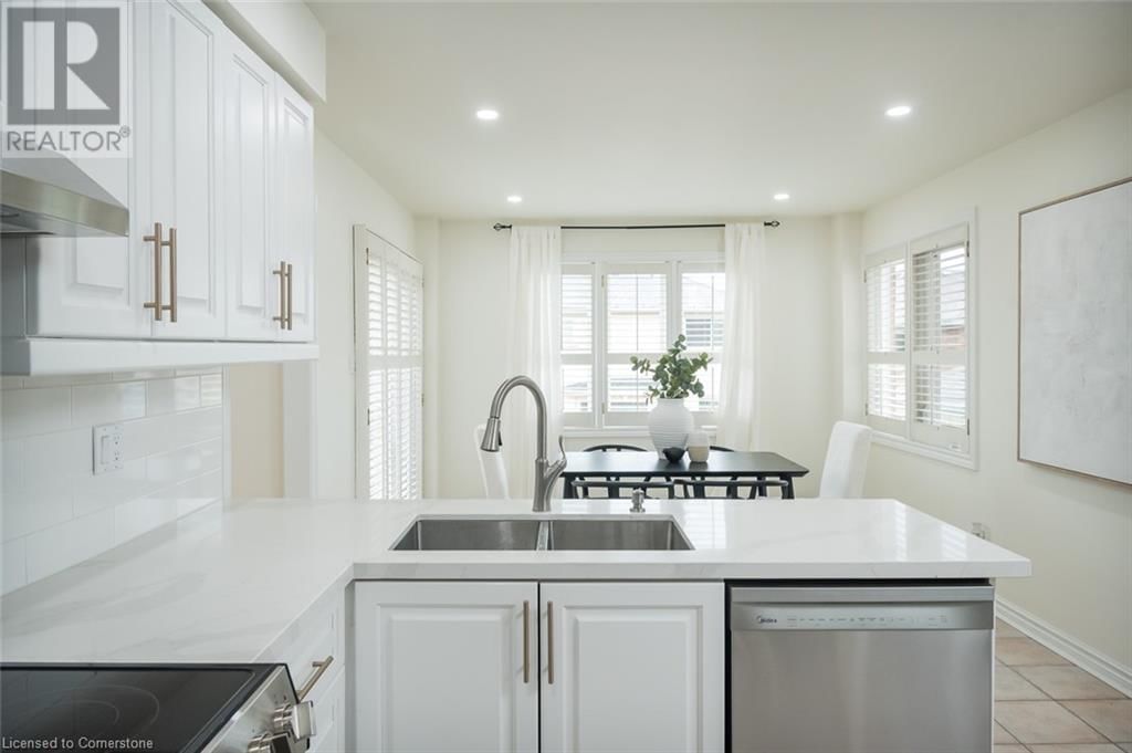 1220 GRANDVIEW DRIVE Image 13
