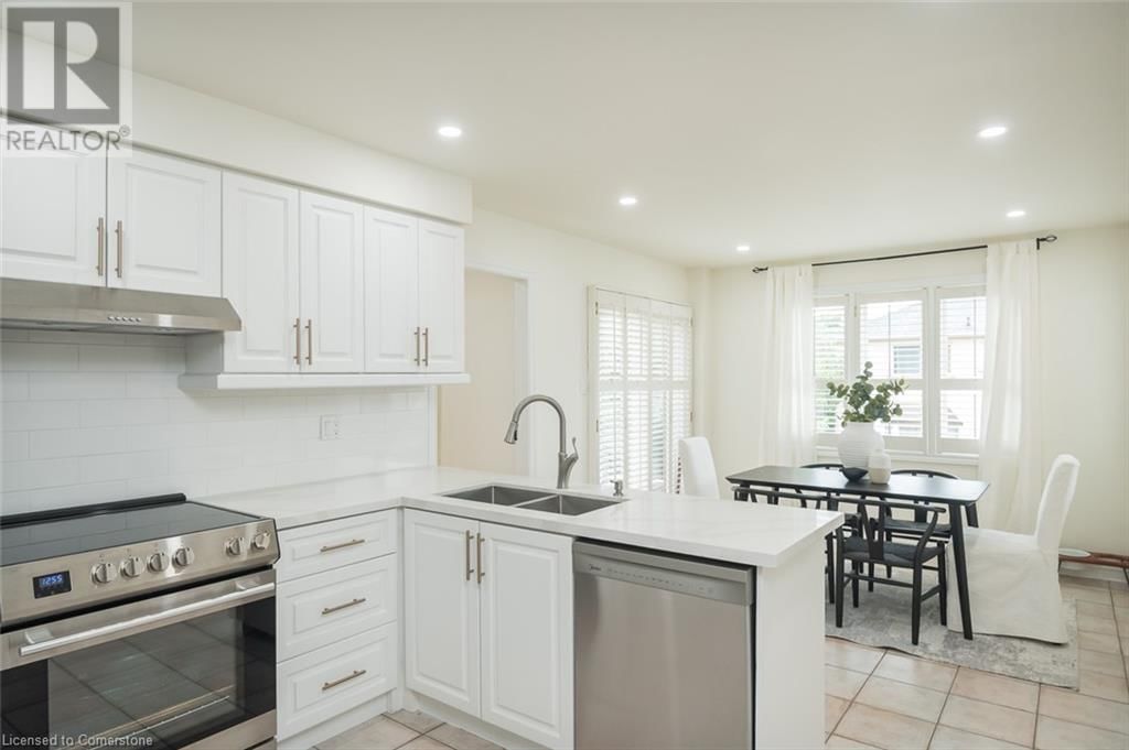 1220 GRANDVIEW DRIVE Image 16