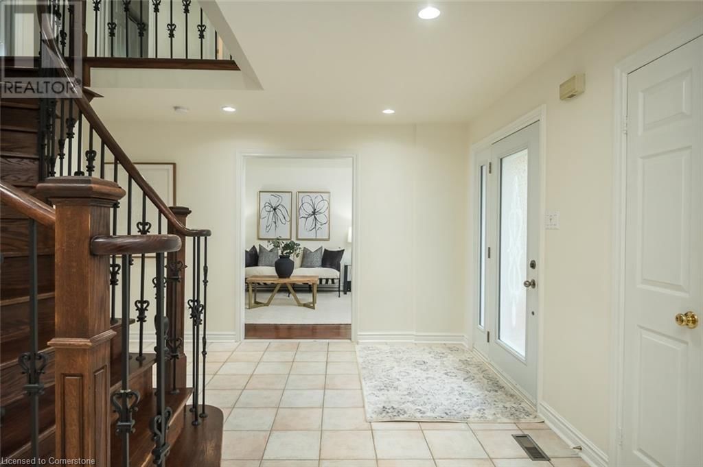 1220 GRANDVIEW DRIVE Image 6