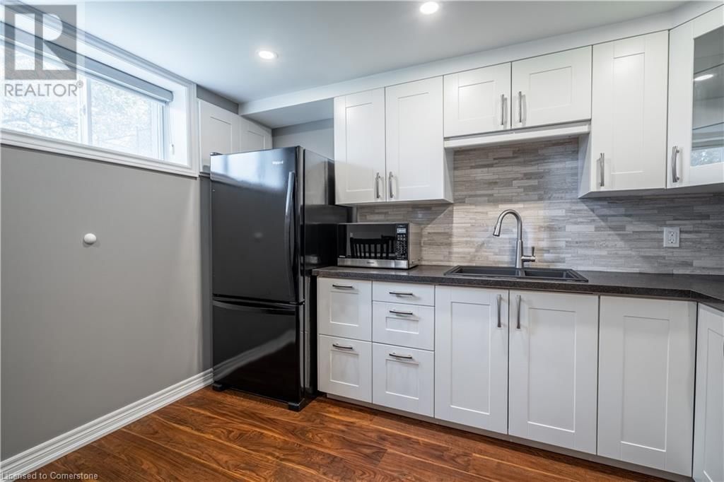 12 SOUTHMEADOW COURT Image 33