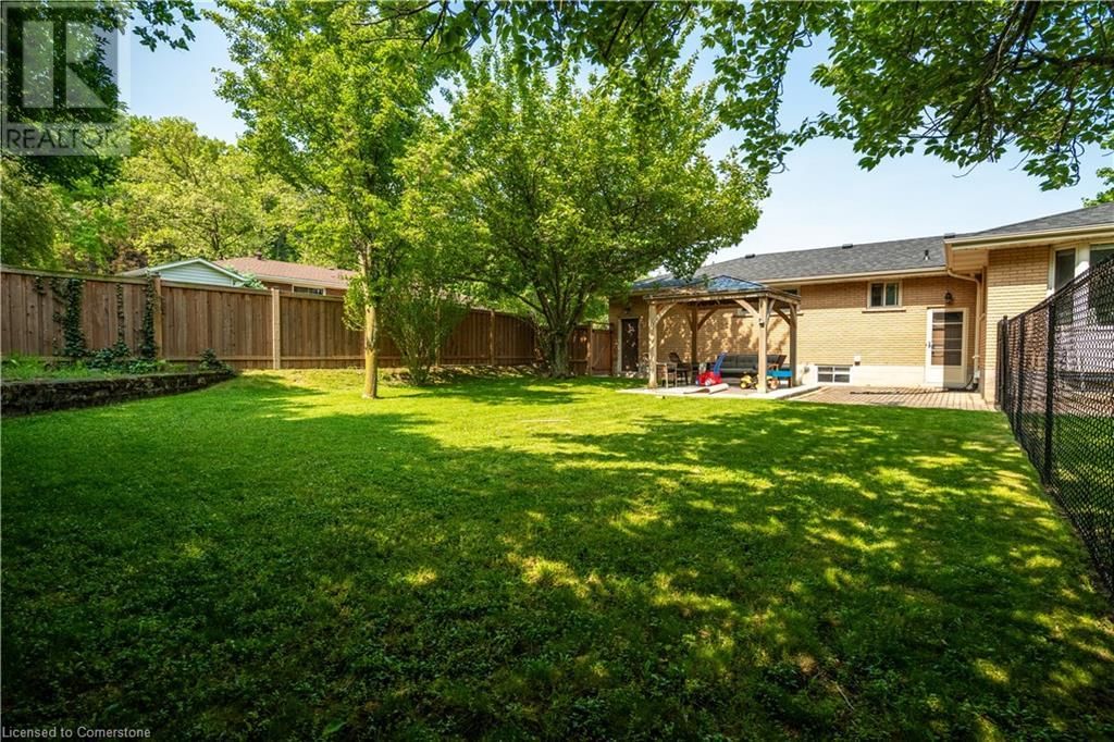 12 SOUTHMEADOW COURT Image 44