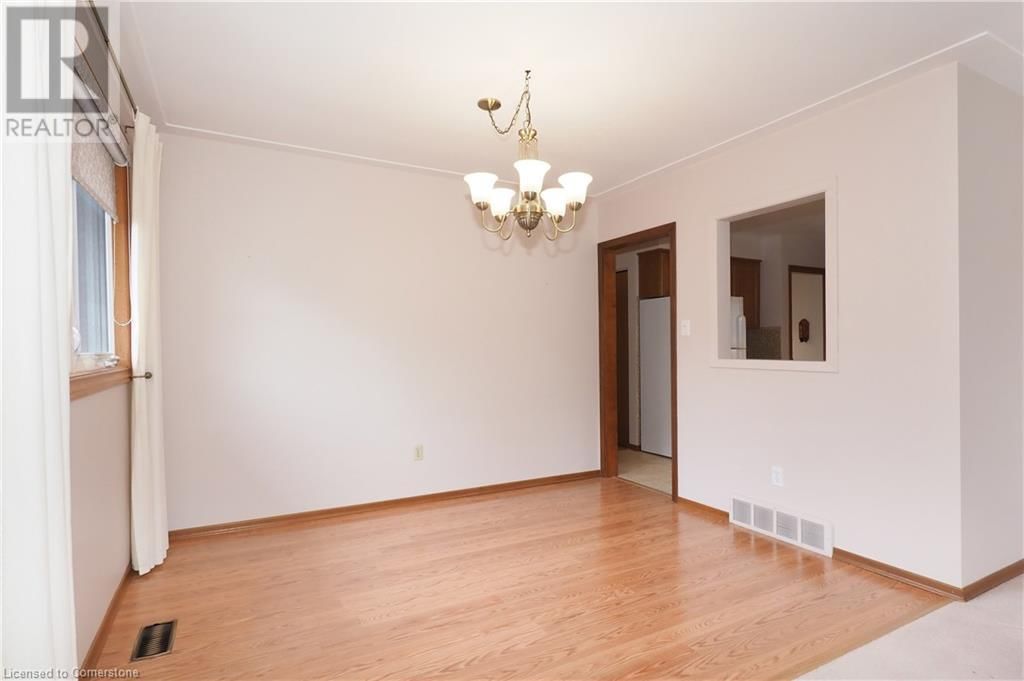 39 MUSKOKA DRIVE Image 11