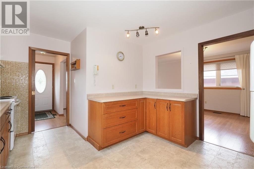 39 MUSKOKA DRIVE Image 13