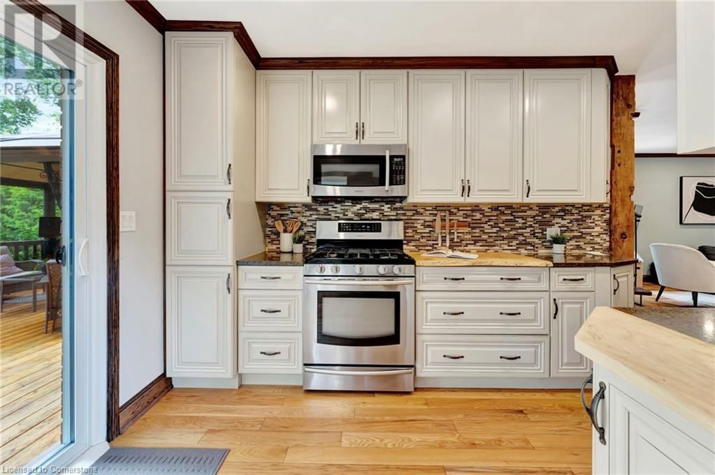 199 DUNDAS LANE Image 13