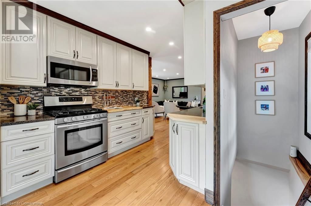 199 DUNDAS LANE Image 14