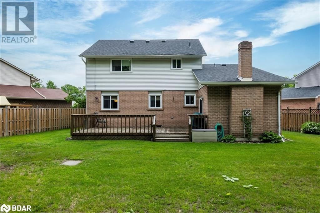 8 BETHUNE PLACE Image 24