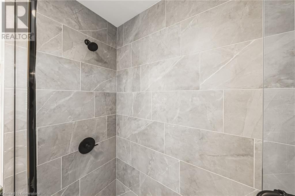 242 KELLOGG AVENUE Image 33